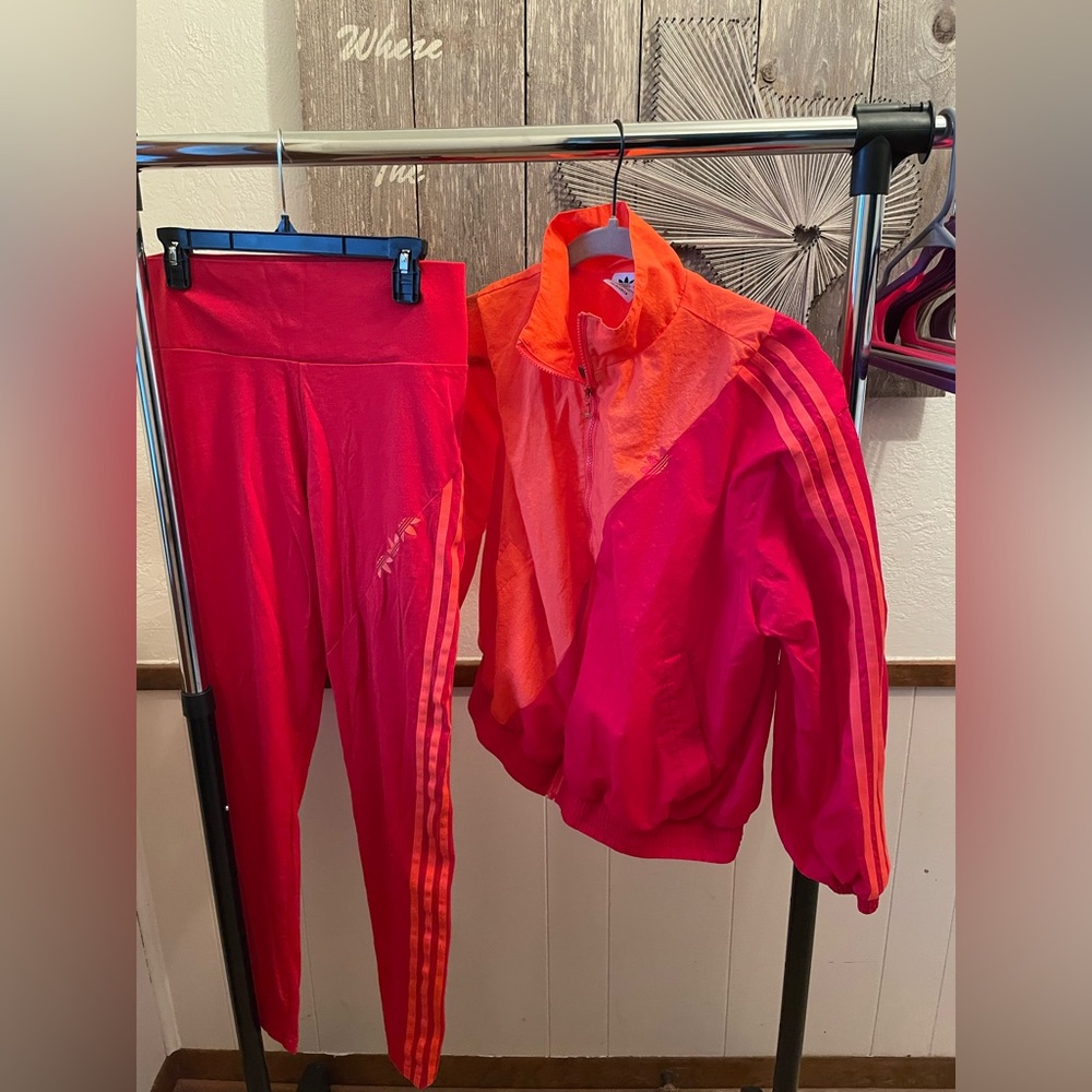 ADIDAS windbreaker 2 piece set. red/orange